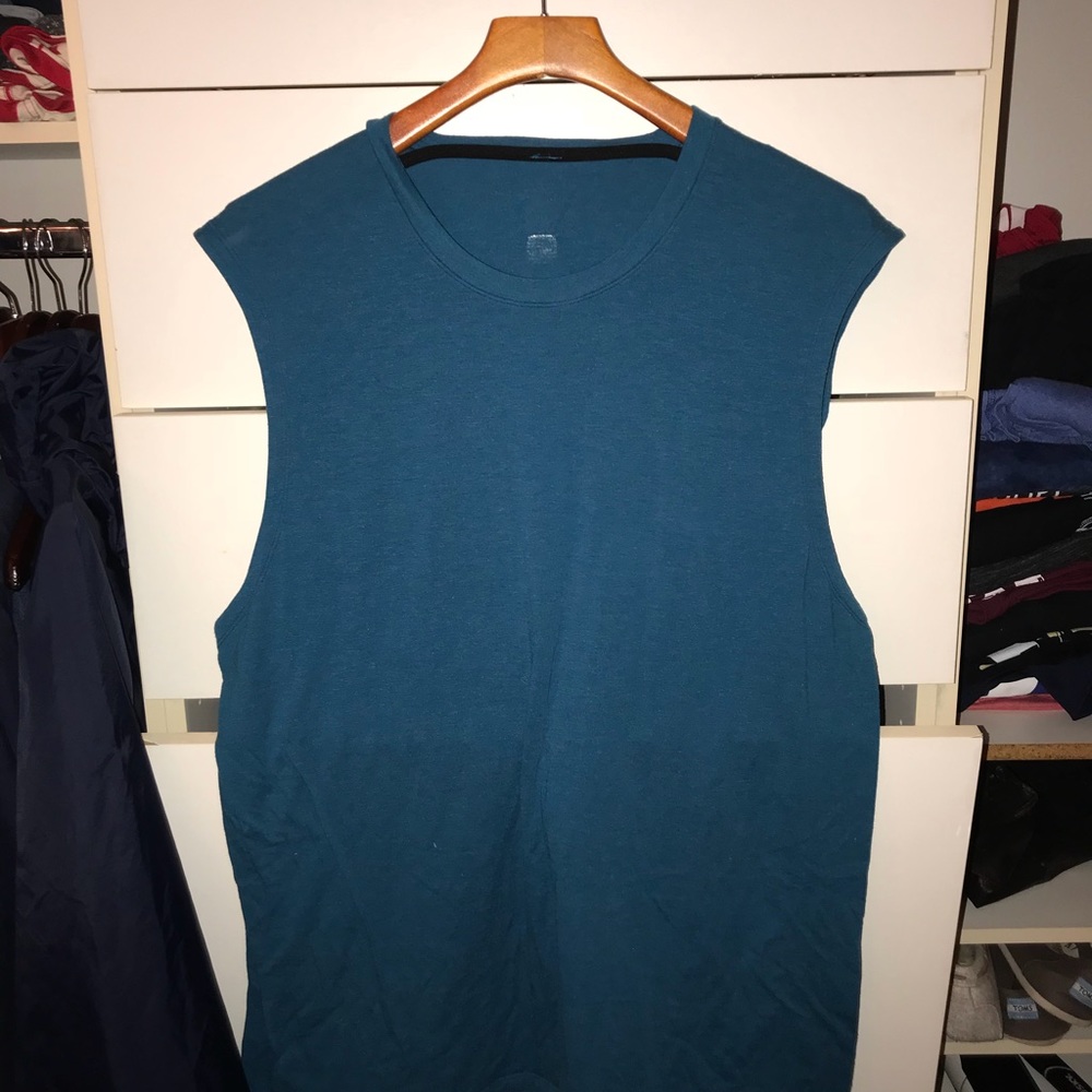 Lululemon Unisex XL Tank